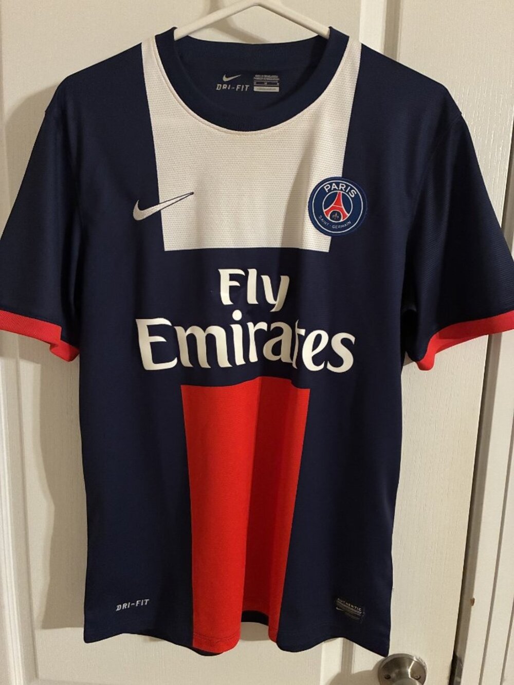 Nike PSG Paris Saint-Germain 2013-14 Home Jersey Fly Emirates Size M Authentic